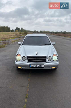 Седан Mercedes-Benz E-Class 1997 в 
