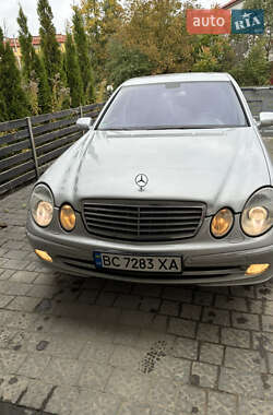 Седан Mercedes-Benz E-Class 2004 в Львове