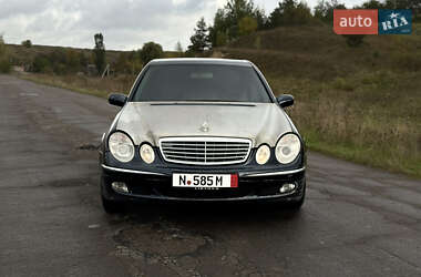Седан Mercedes-Benz E-Class 2004 в 