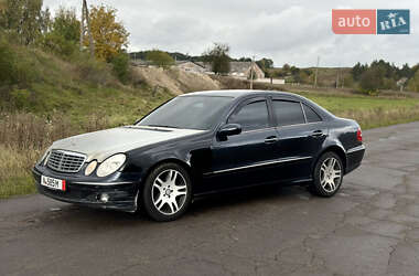Седан Mercedes-Benz E-Class 2004 в 