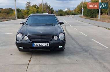 Седан Mercedes-Benz E-Class 2002 в Синельниково
