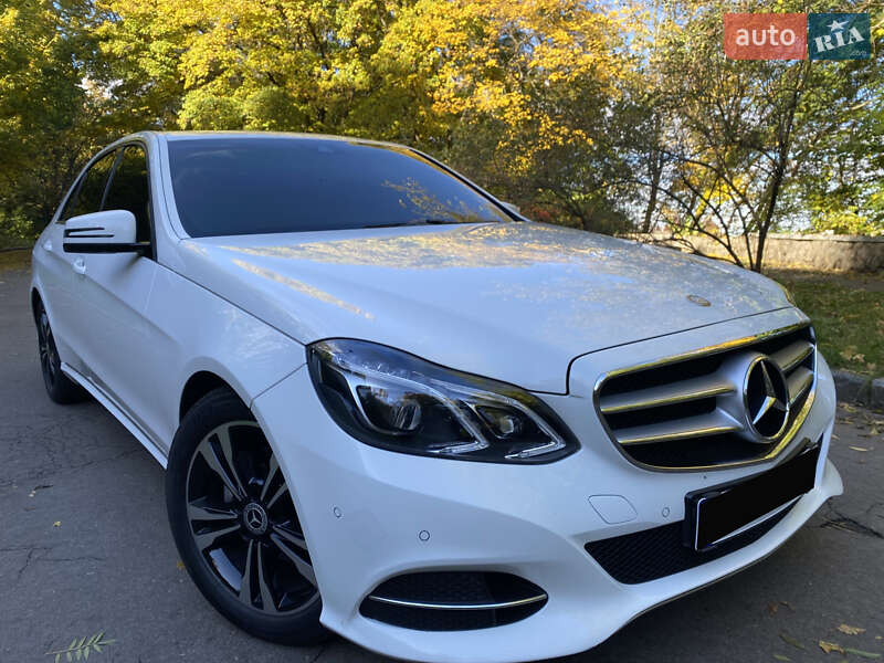 Седан Mercedes-Benz E-Class 2014 в Киеве