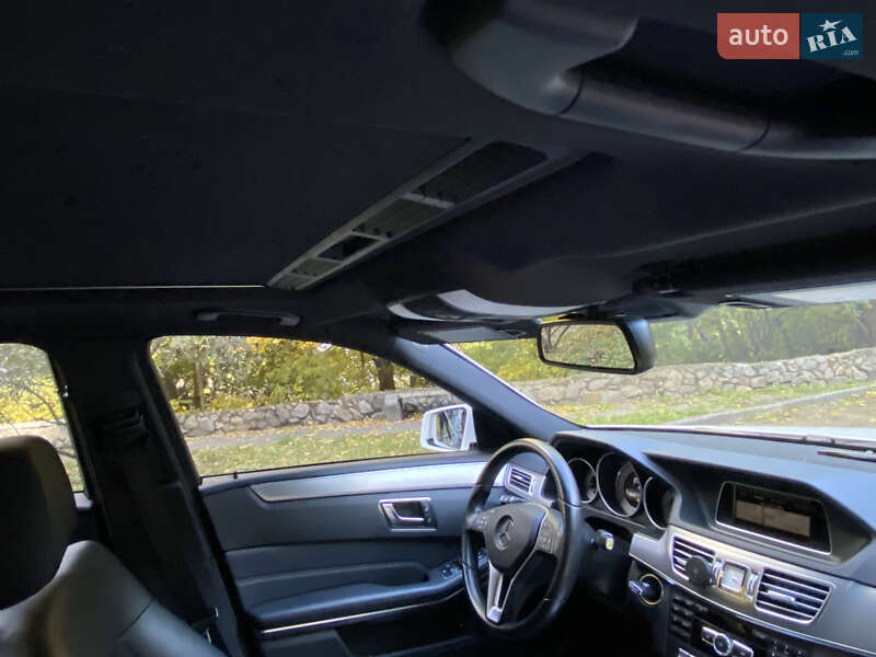 Седан Mercedes-Benz E-Class 2014 в Киеве