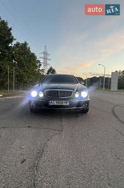Седан Mercedes-Benz E-Class 2005 в Ковелі