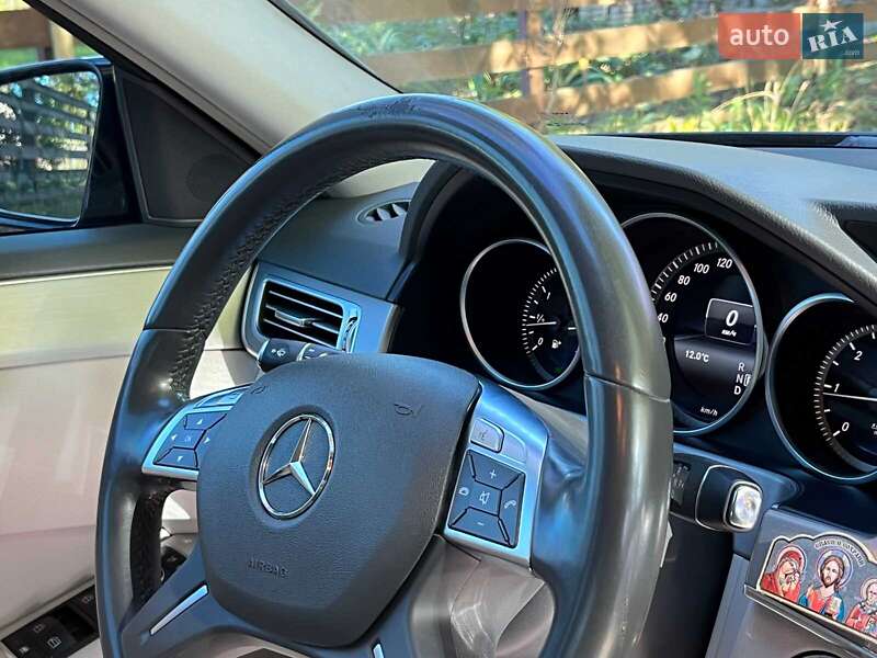 Седан Mercedes-Benz E-Class 2013 в Киеве фото 34 Седан Mercedes-Benz E-Class 2013 в Киеве
