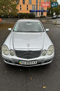 Седан Mercedes-Benz E-Class 2007 в Киеве