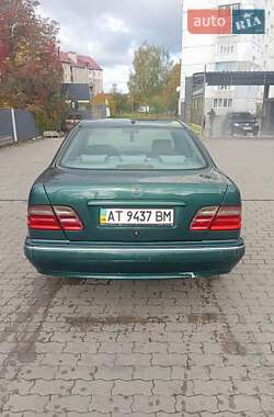Седан Mercedes-Benz E-Class 1999 в 