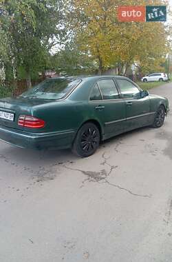 Седан Mercedes-Benz E-Class 1999 в 
