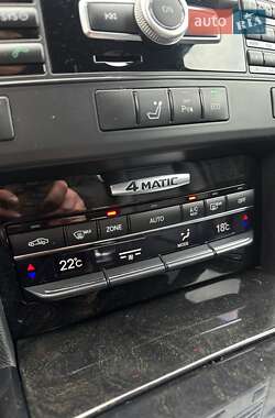 Універсал Mercedes-Benz E-Class 2012 в 