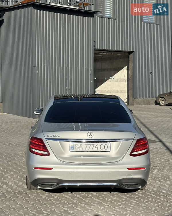 Седан Mercedes-Benz E-Class 2017 в Умани