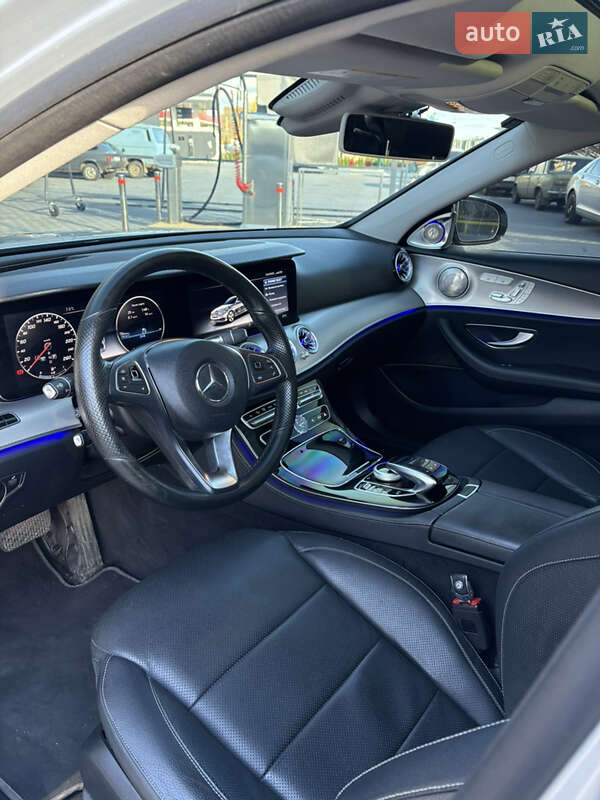 Седан Mercedes-Benz E-Class 2017 в Умани
