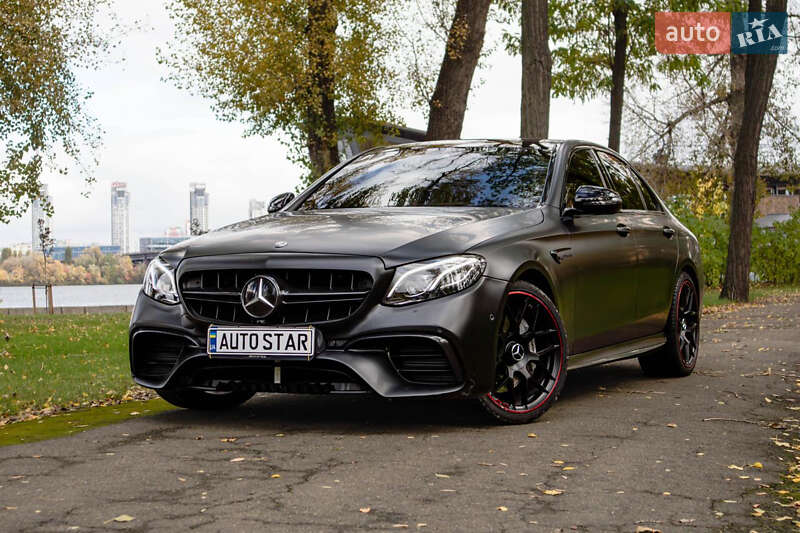 Седан Mercedes-Benz E-Class 2017 в Києві