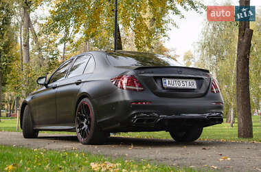 Седан Mercedes-Benz E-Class 2017 в 