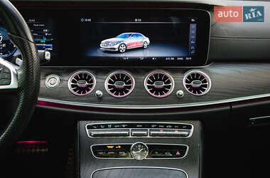 Седан Mercedes-Benz E-Class 2017 в 