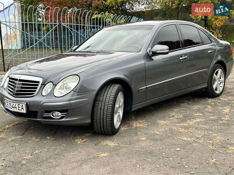 Седан Mercedes-Benz E-Class 2007 в 
