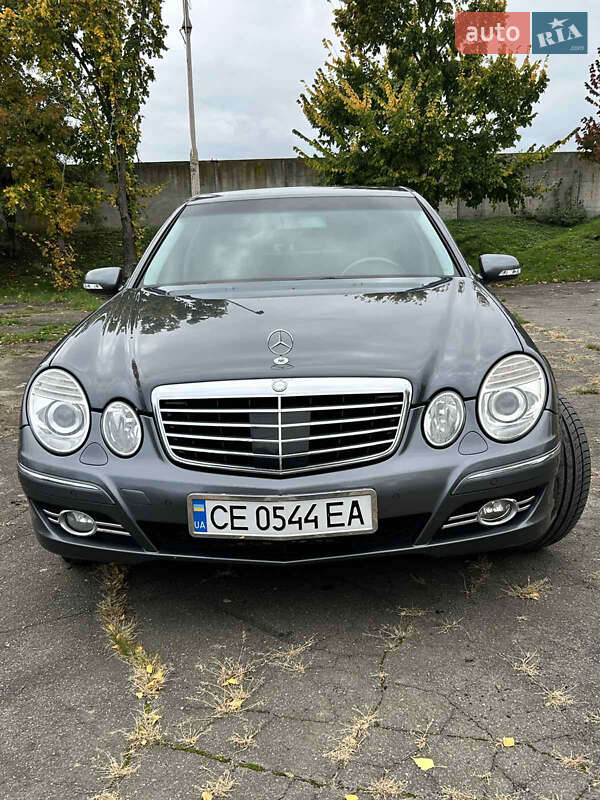 Седан Mercedes-Benz E-Class 2007 в Новодністровську