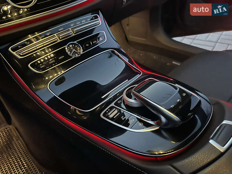 Седан Mercedes-Benz E-Class 2016 в Белой Церкви фото 18 Седан Mercedes-Benz E-Class 2016 в Белой Церкви