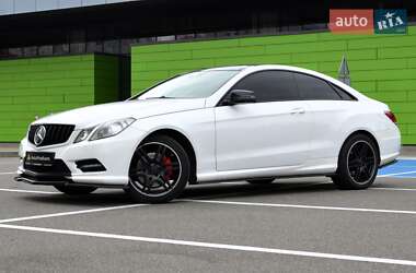 Купе Mercedes-Benz E-Class 2012 в 