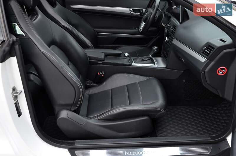 Купе Mercedes-Benz E-Class 2012 в Києві фото 40 Купе Mercedes-Benz E-Class 2012 в Києві