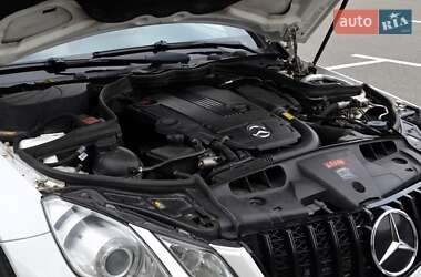 Купе Mercedes-Benz E-Class 2012 в 
