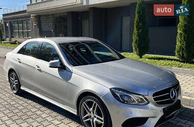 Седан Mercedes-Benz E-Class 2014 в Ивано-Франковске