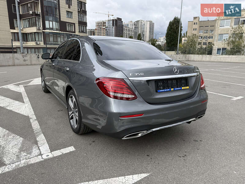 Седан Mercedes-Benz E-Class 2019 в Києві