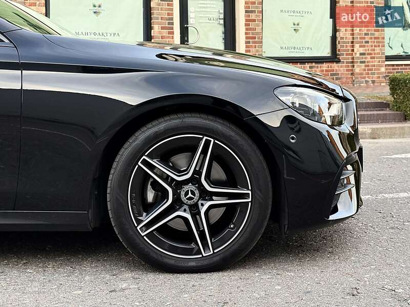 Седан Mercedes-Benz E-Class 2021 в Киеве