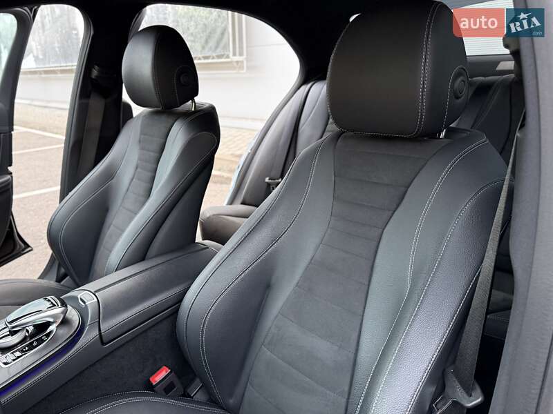 Седан Mercedes-Benz E-Class 2021 в Киеве