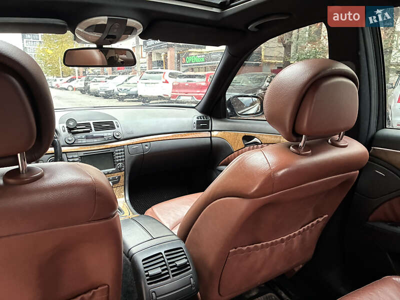 Седан Mercedes-Benz E-Class 2006 в Ивано-Франковске
