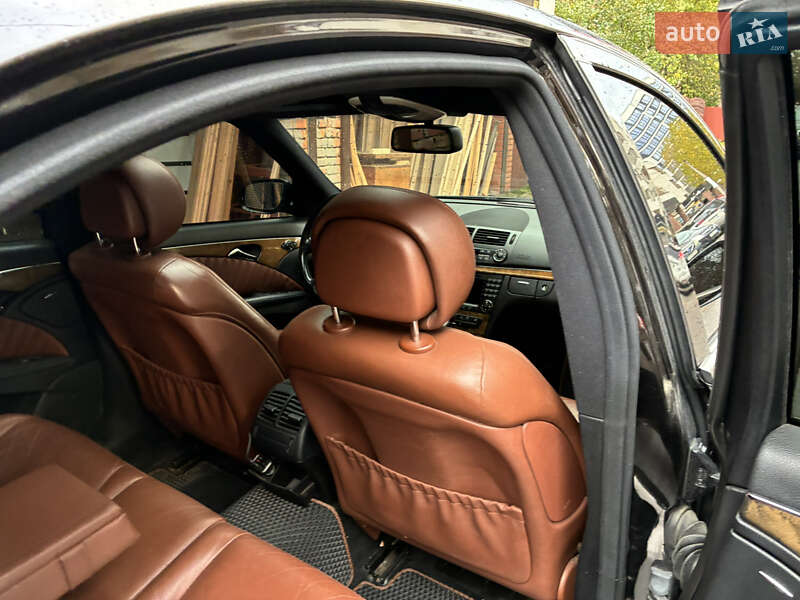 Седан Mercedes-Benz E-Class 2006 в Ивано-Франковске