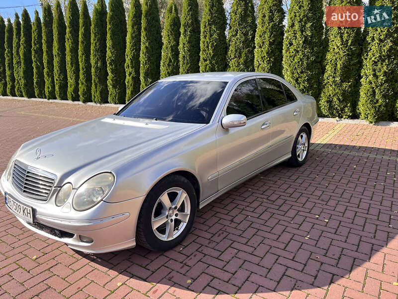 Седан Mercedes-Benz E-Class 2004 в Хмельницком