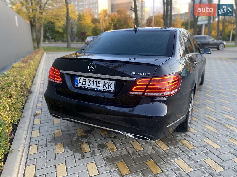 Седан Mercedes-Benz E-Class 2013 в Виннице