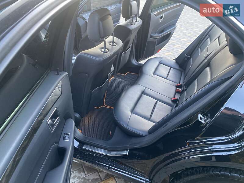 Седан Mercedes-Benz E-Class 2013 в Виннице