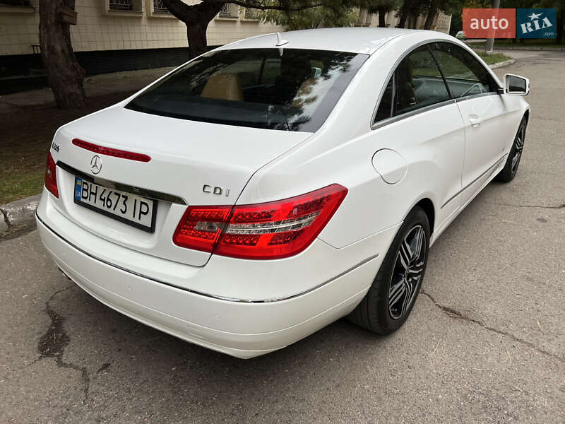 Купе Mercedes-Benz E-Class 2012 в Одесі