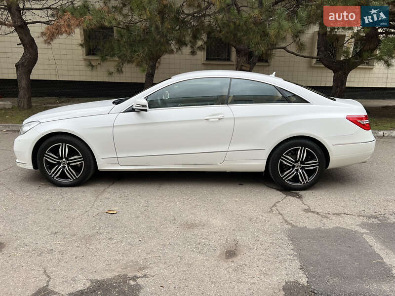 Купе Mercedes-Benz E-Class 2012 в Одесі