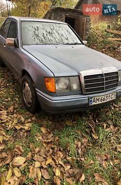 Седан Mercedes-Benz E-Class 1988 в 