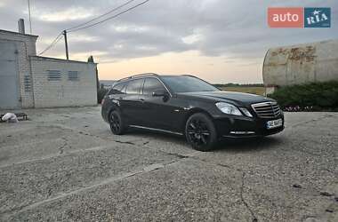 Универсал Mercedes-Benz E-Class 2011 в 