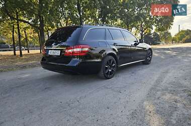 Универсал Mercedes-Benz E-Class 2011 в 