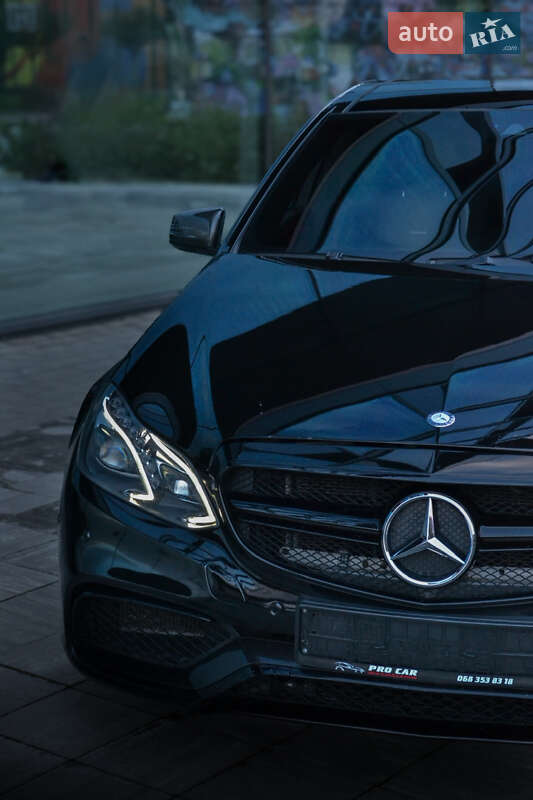 Седан Mercedes-Benz E-Class 2013 в Києві