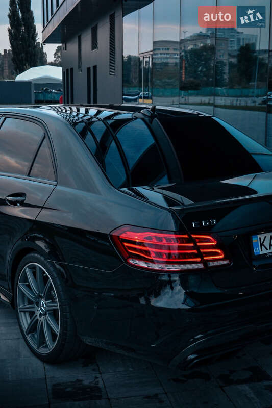 Седан Mercedes-Benz E-Class 2013 в Києві