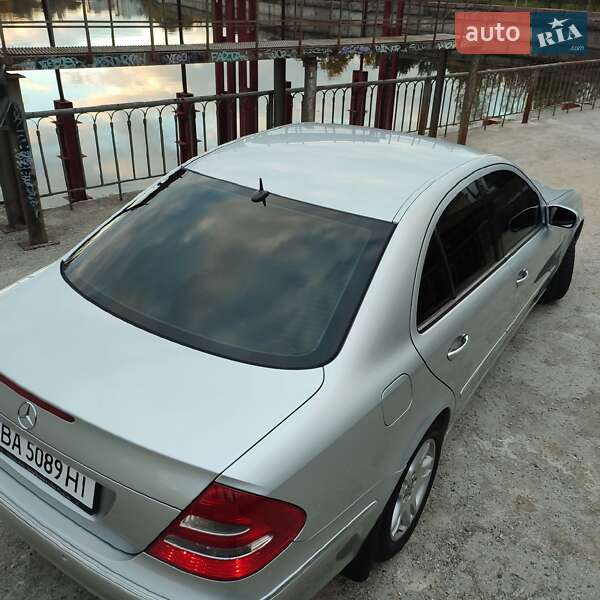 Седан Mercedes-Benz E-Class 2002 в Кропивницком