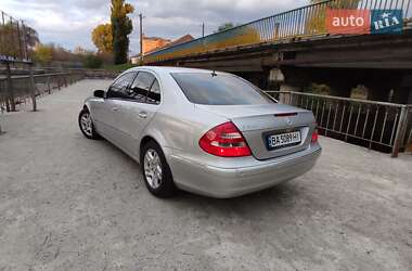Седан Mercedes-Benz E-Class 2002 в  фото 7 Седан Mercedes-Benz E-Class 2002 в