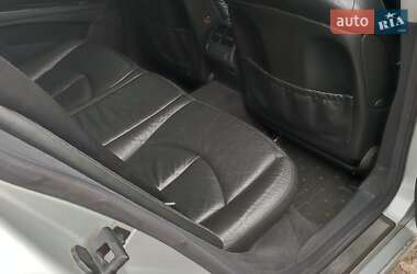 Седан Mercedes-Benz E-Class 2002 в  фото 28 Седан Mercedes-Benz E-Class 2002 в