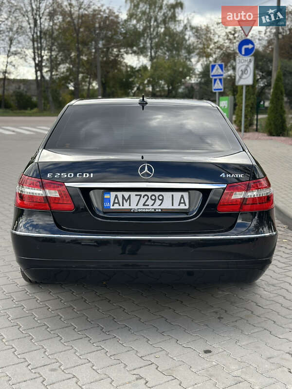 Седан Mercedes-Benz E-Class 2011 в Житомире фото 7 Седан Mercedes-Benz E-Class 2011 в Житомире