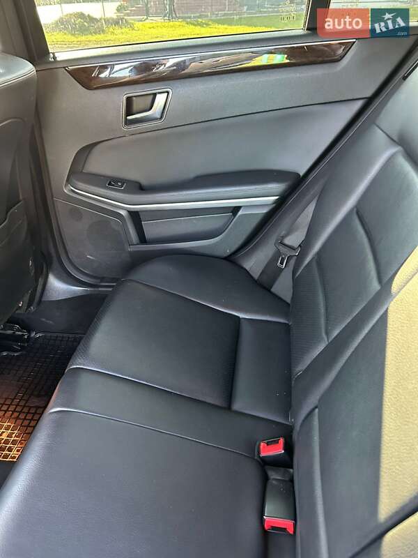 Універсал Mercedes-Benz E-Class 2012 в Хмельницькому фото 34 Універсал Mercedes-Benz E-Class 2012 в Хмельницькому