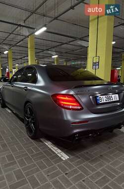 Седан Mercedes-Benz E-Class 2018 в 