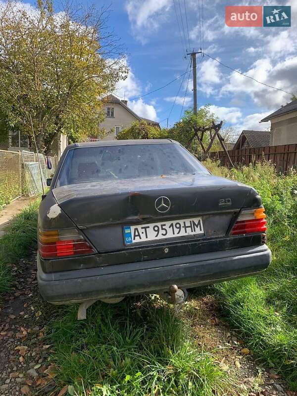 Седан Mercedes-Benz E-Class 1988 в Галиче фото 2 Седан Mercedes-Benz E-Class 1988 в Галиче