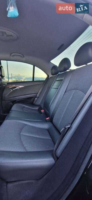 Седан Mercedes-Benz E-Class 2008 в Черновцах