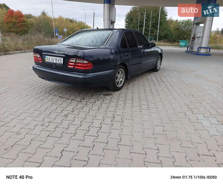 Седан Mercedes-Benz E-Class 2001 в Шепетовке фото 3 Седан Mercedes-Benz E-Class 2001 в Шепетовке
