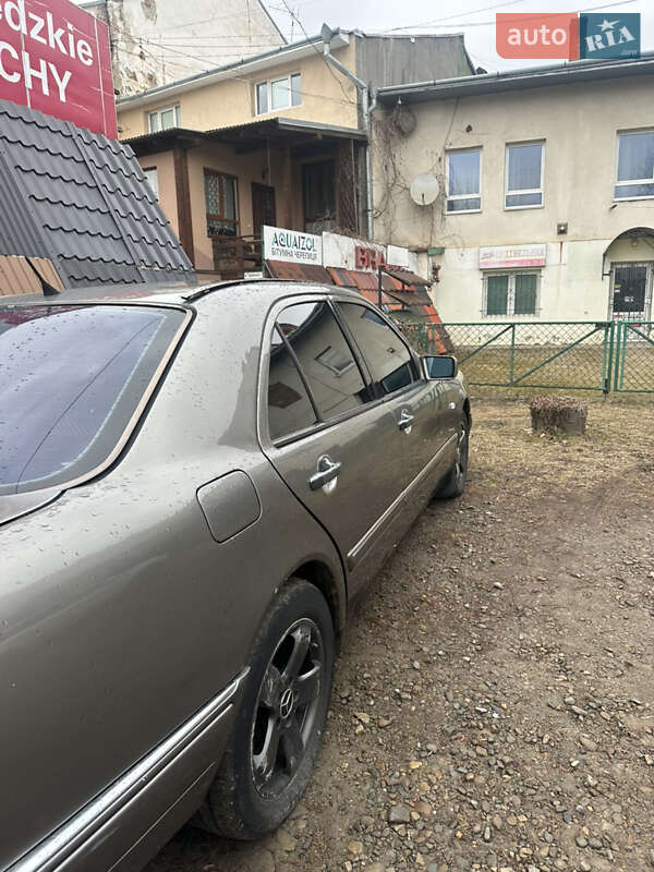 Mercedes-Benz E-Class 1997